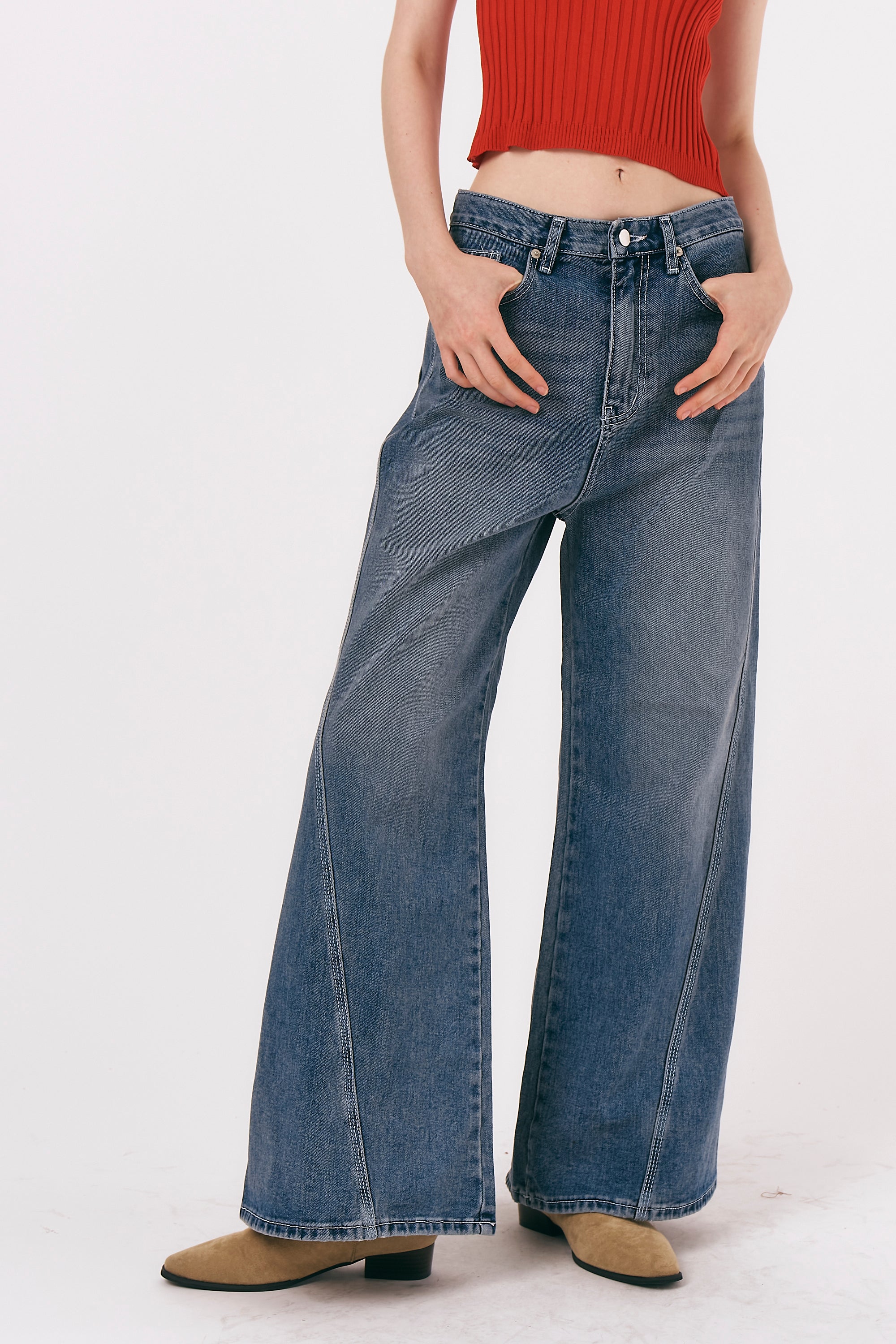 Ashly's Jeans main image 1