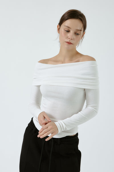 Claire Off-the-shoulder Top