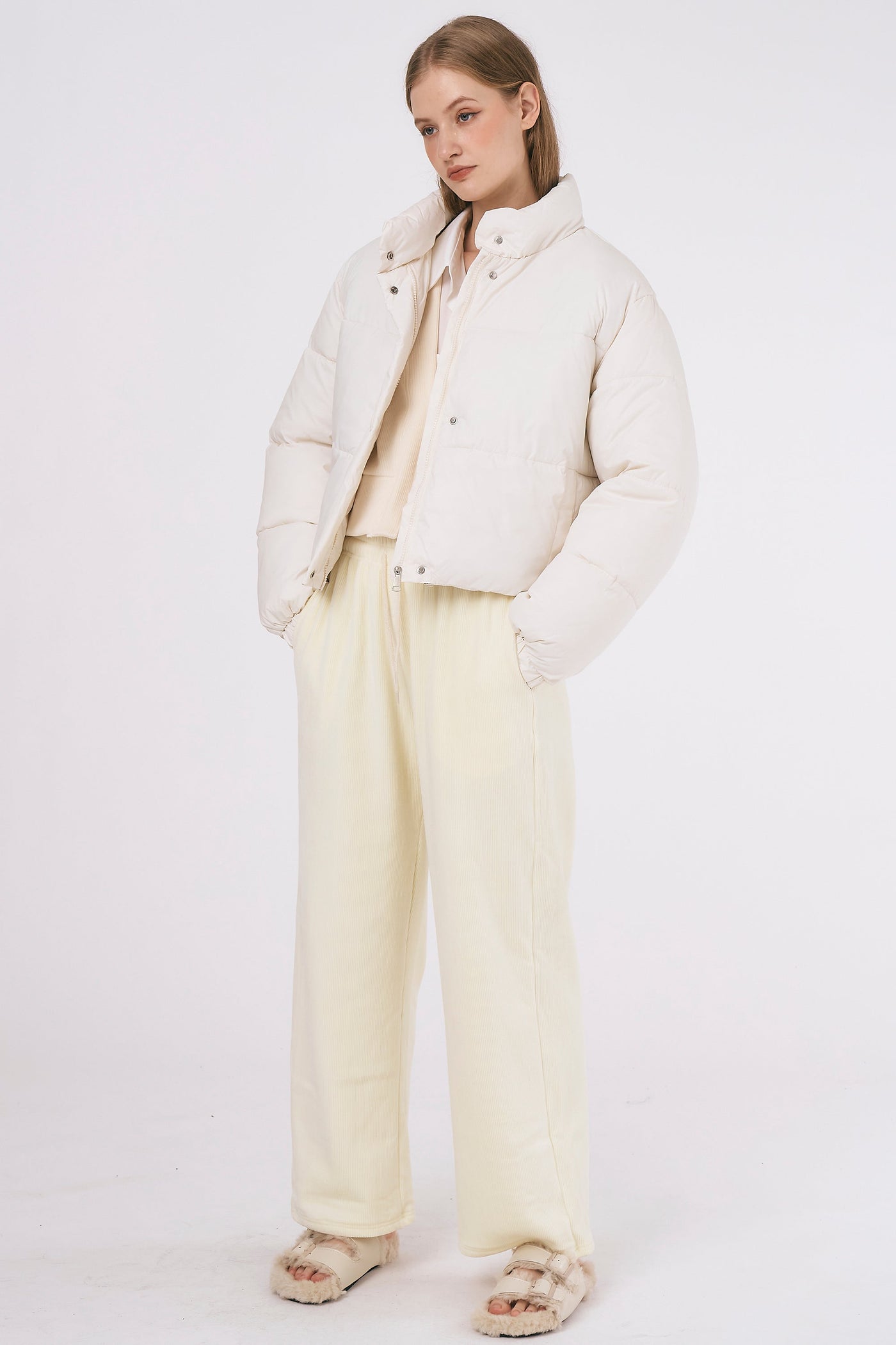 storets.com Aria Cropped Puffer Jacket