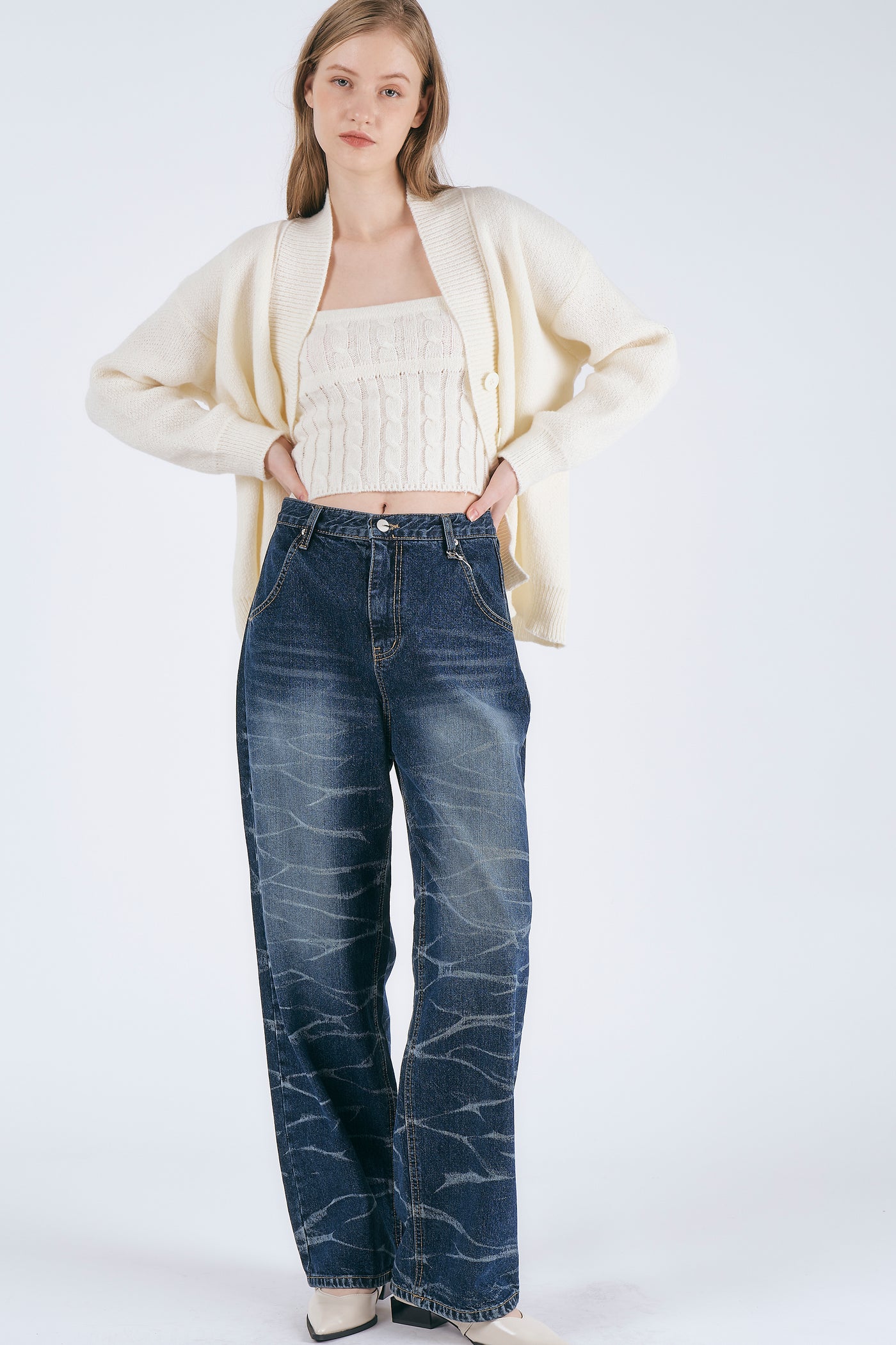 storets.com Daisy Whisker Wash Jeans