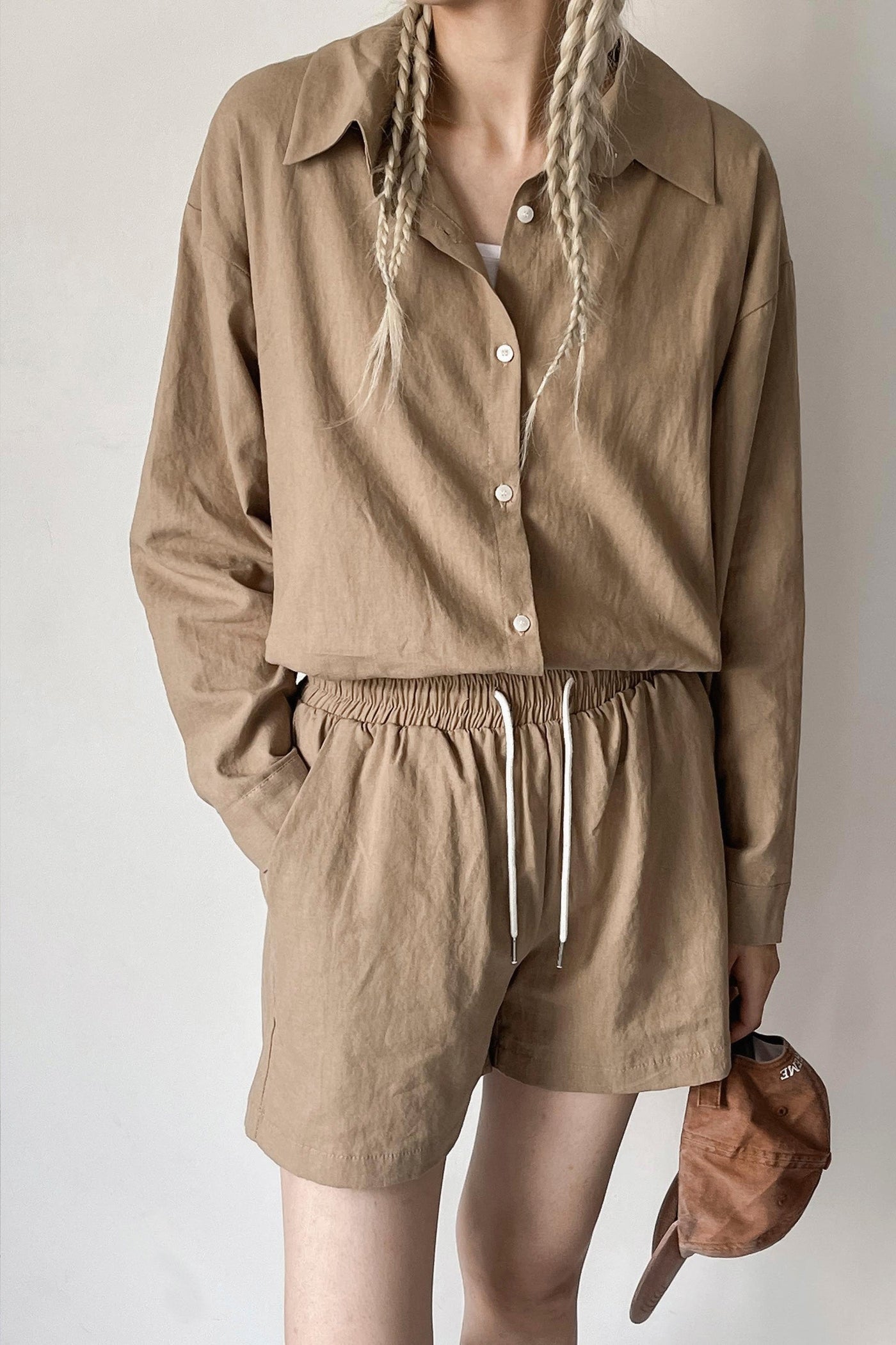 storets.com Mia Openback Linen Shirt