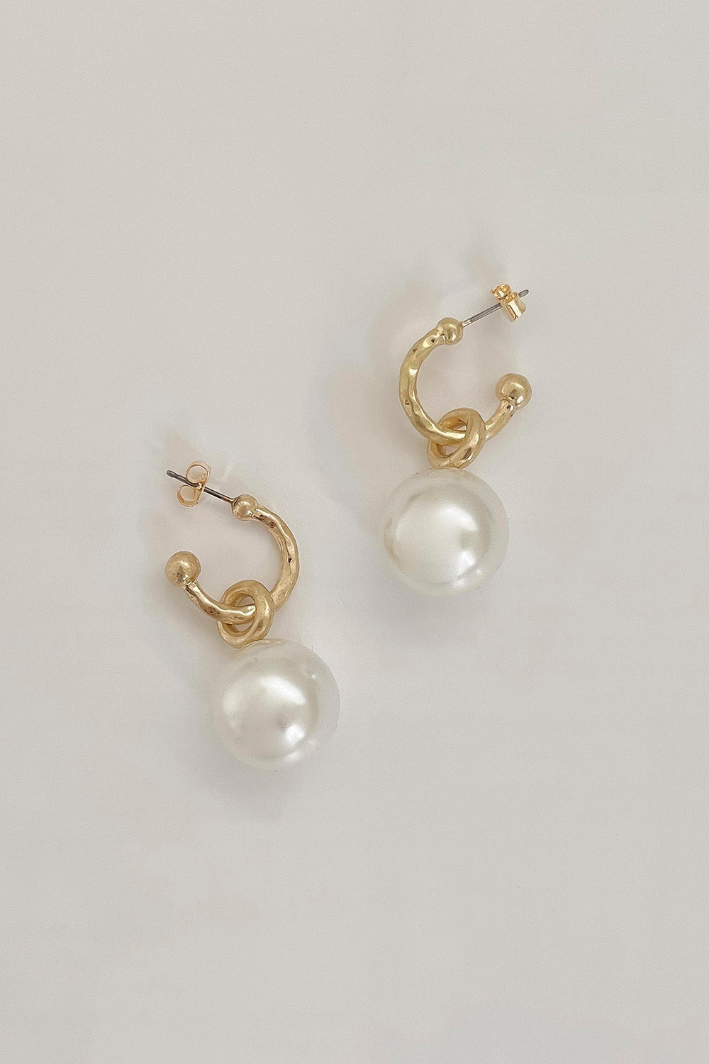 storets.com Faux Pearl Ringering Earrings