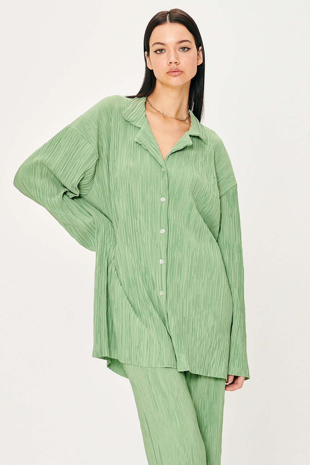 storets.com Maria Oversized Plisse Shirt