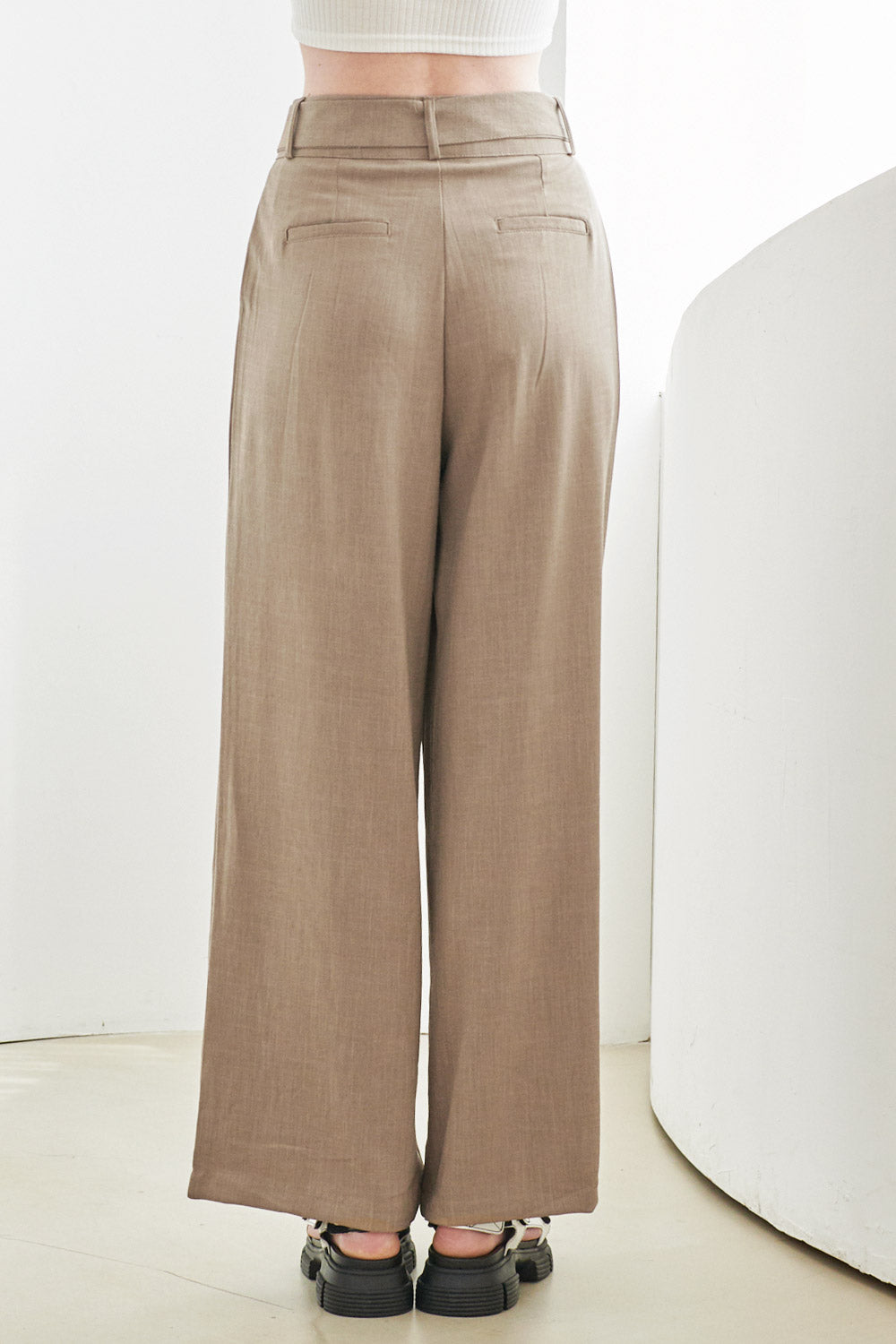 storets.com Tammy Belted Pintuck Pants