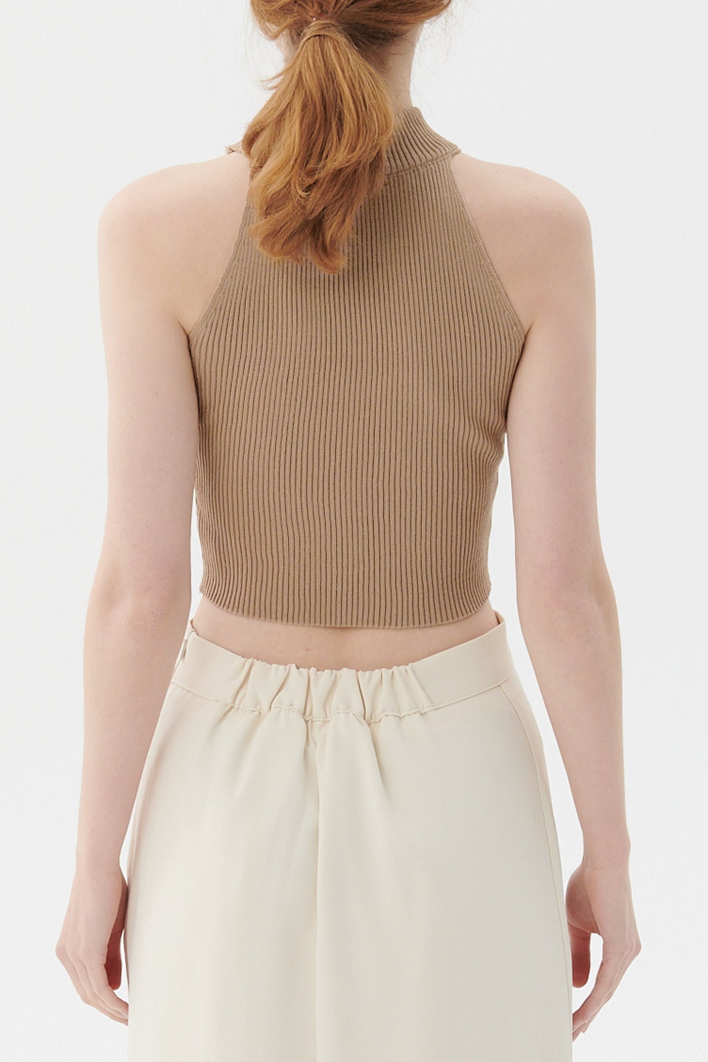 storets.com Finley Knitted Crop Top
