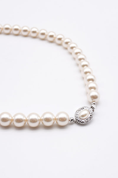 storets.com Classic Pearl Necklace