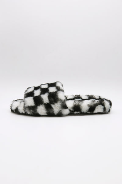 storets.com Yva Checkerboard Faux Fur Open Slipper