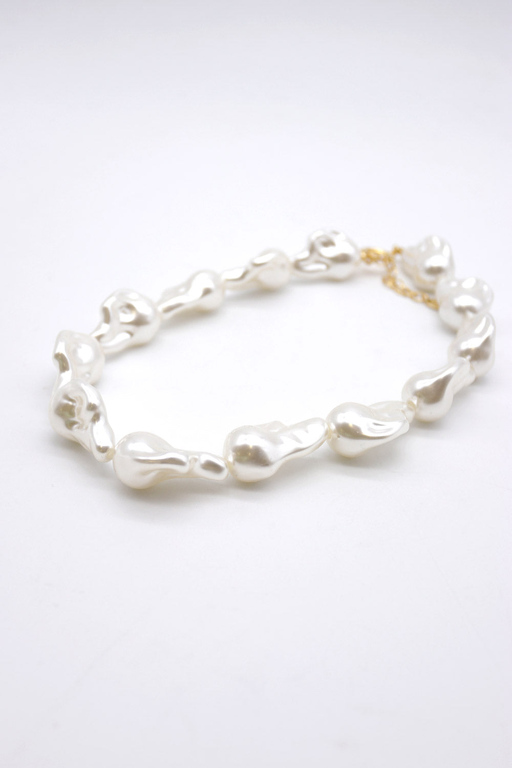 storets.com Zelie Baroque Pearl Necklace