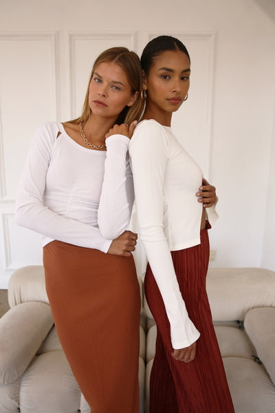 storets.com Remi Front Holes Ribbed Top