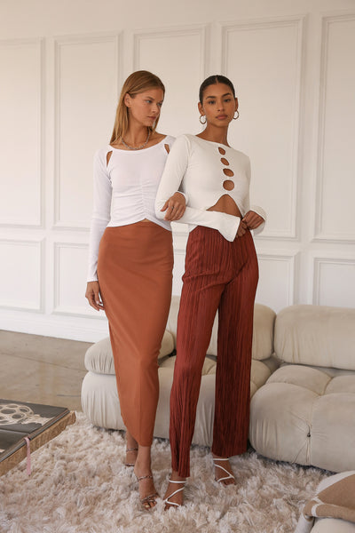 storets.com Remi Front Holes Ribbed Top