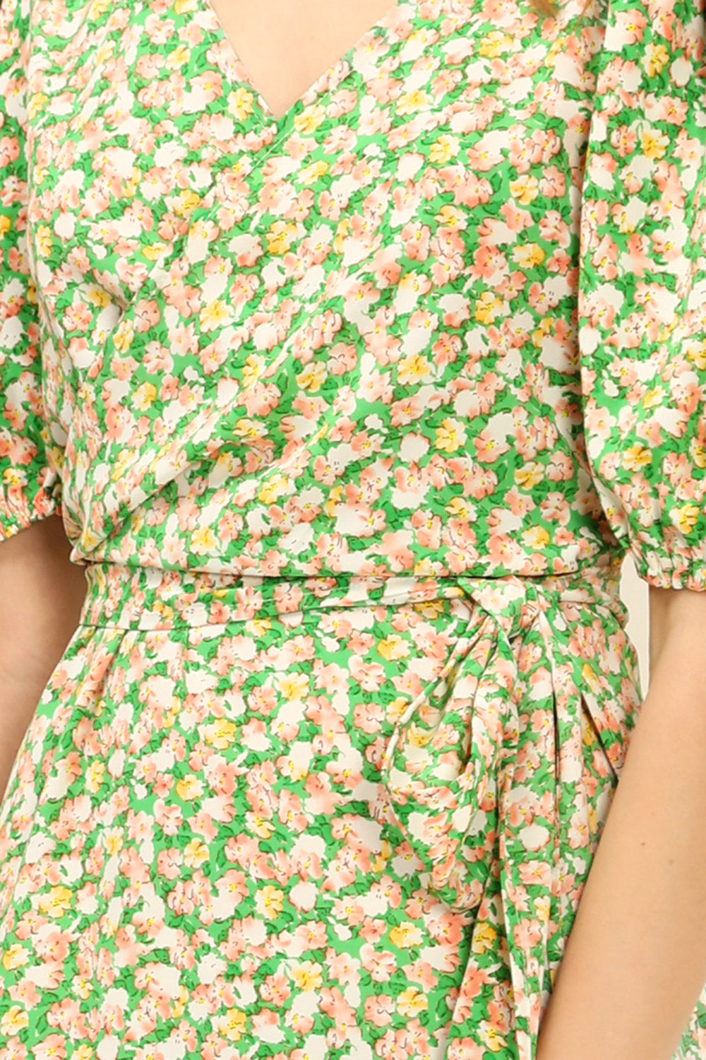 storets.com Katy Faux Wrap Dress In Floral